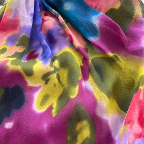 BEBE Watercolor Floral Print Silk One-Shoulder Blouse with Ruffle Detail - Picture 4 of 11